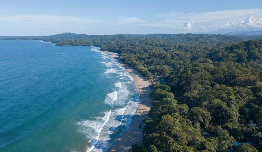playa cocles costa rica